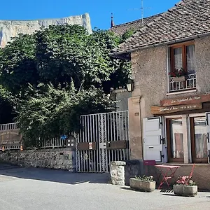 https://les-vagabonds-du-mont.hotels-rhonealpes.com